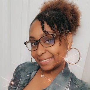 Meet your Posher, Tori